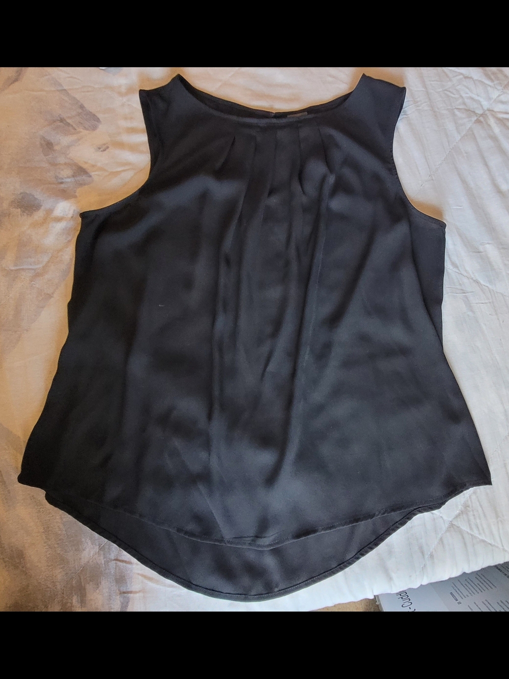 Worthington Black Sleeveless Pleated Front Camisole